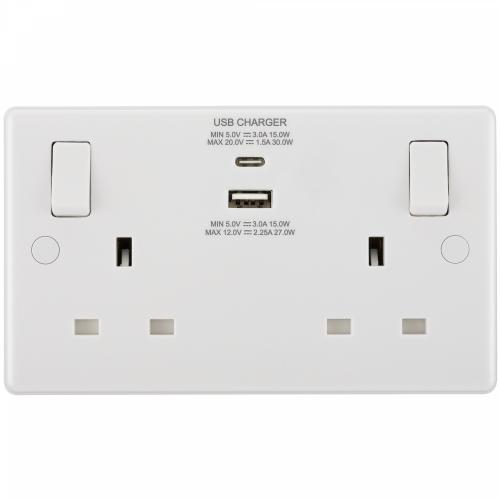 Nexus White Moulded 2 Gang Switched Socket with USB A and C Output